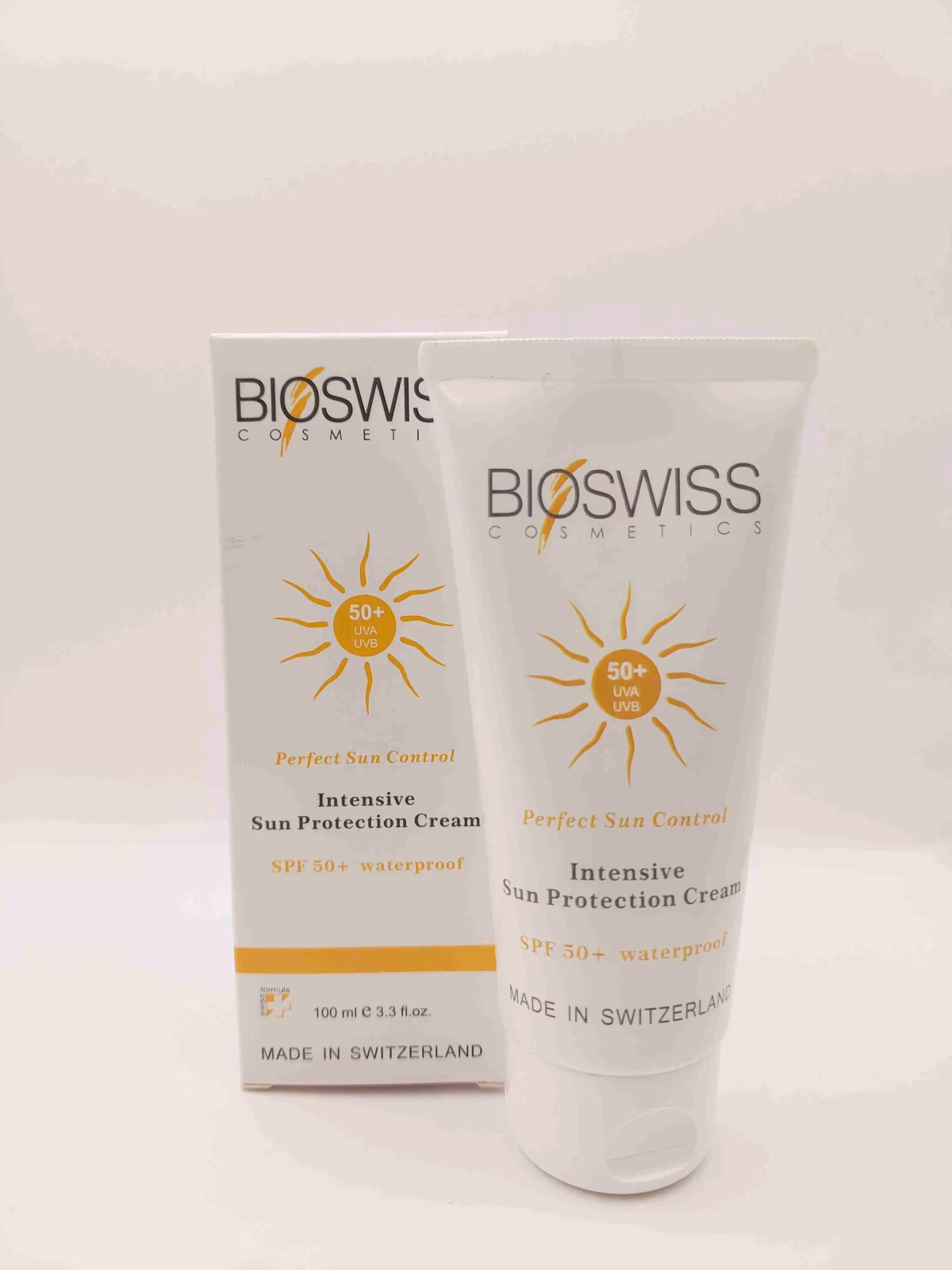 کرم ضد آفتاب بی رنگ با محافظت بالا بایوسویس (BIOSWISS)
