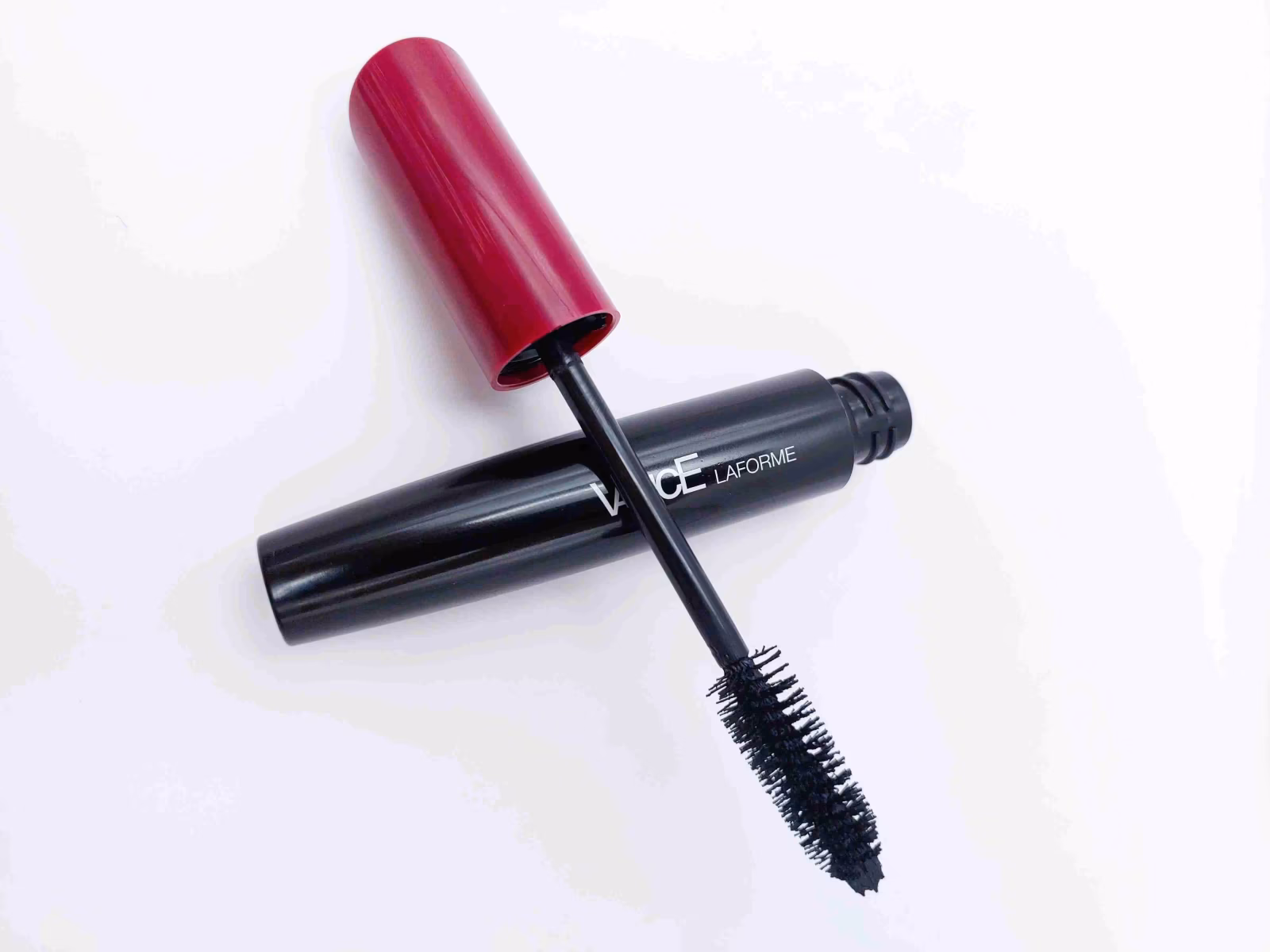 ریمل حجم دهنده ونس مدل Luxe Lash — تصویر ۵