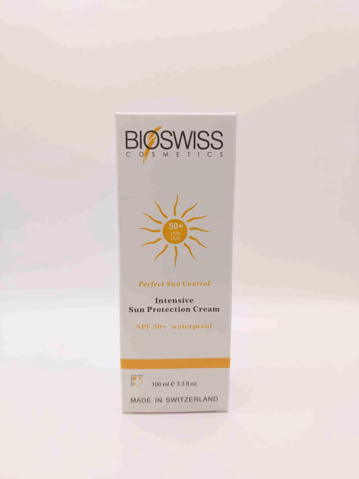 کرم ضد آفتاب بی رنگ با محافظت بالا بایوسویس (BIOSWISS) — تصویر ۲