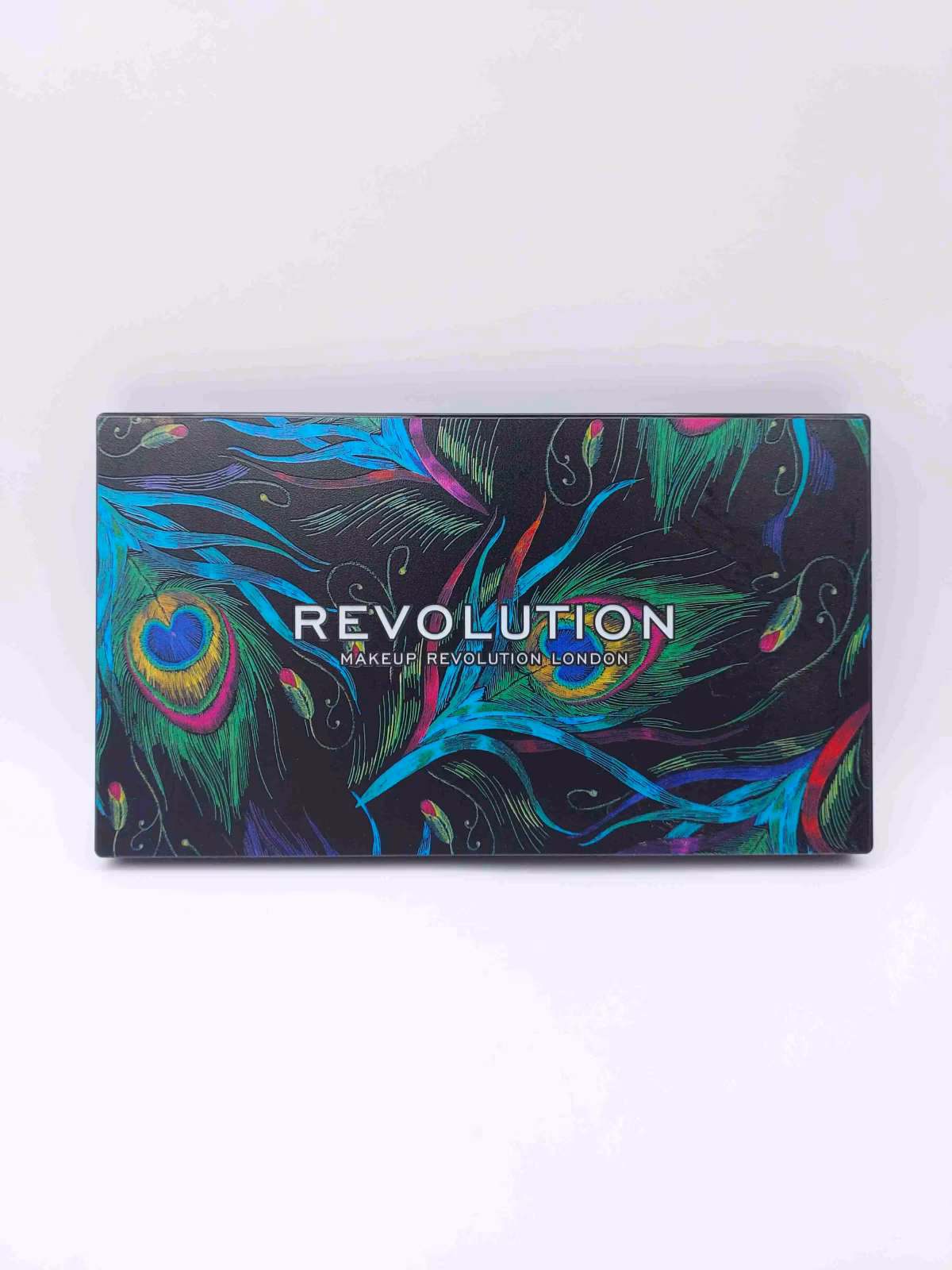 پالت سایه چشم 24 رنگ رولوشن Makeup Revolution London — تصویر ۲