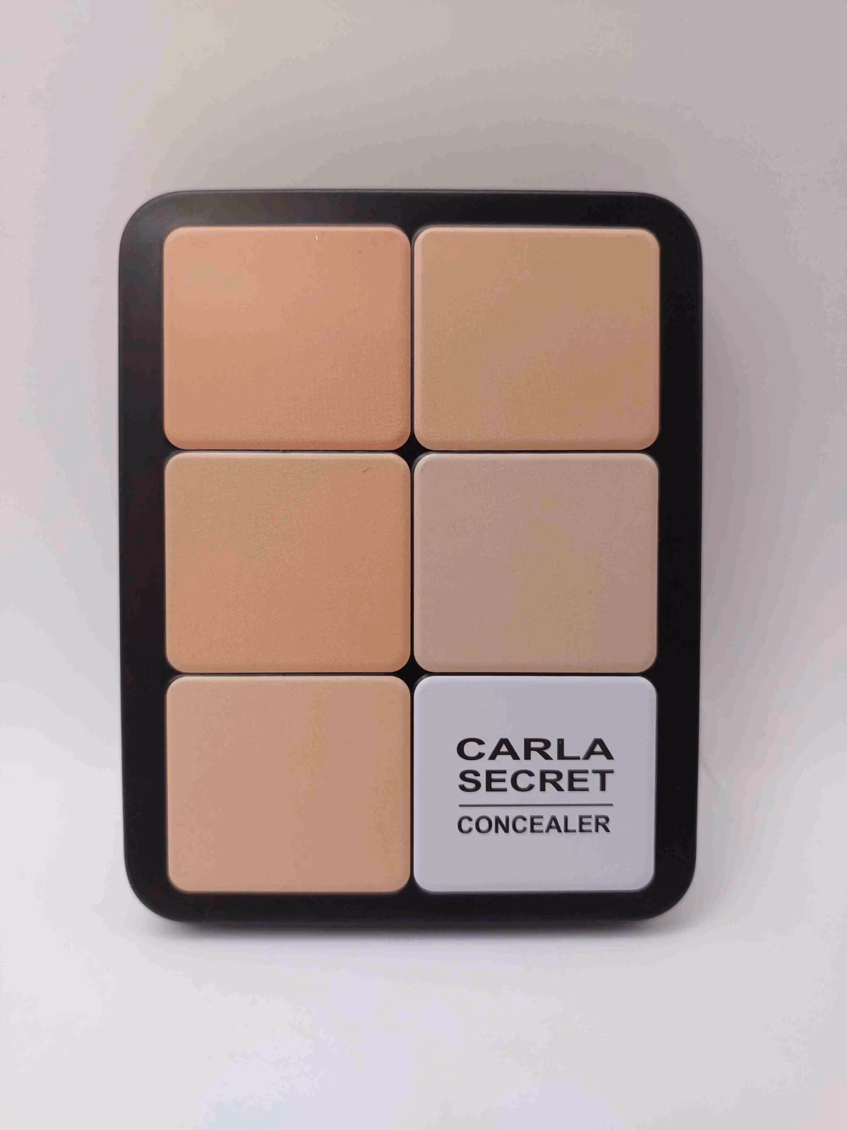 پالت کرم پودر کارلا سیکرت (Carla Secret) — تصویر ۲