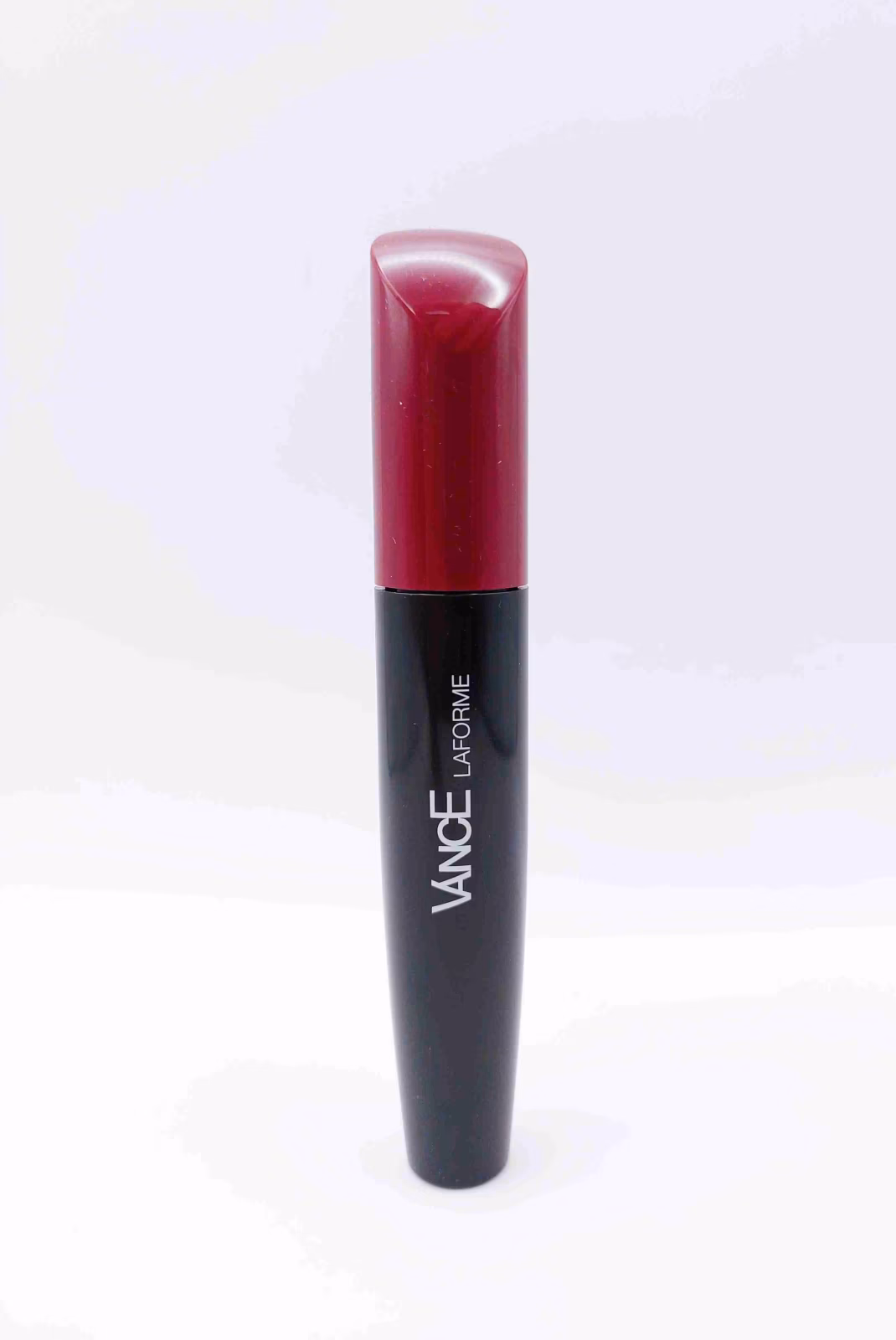 ریمل حجم دهنده ونس مدل Luxe Lash — تصویر ۲