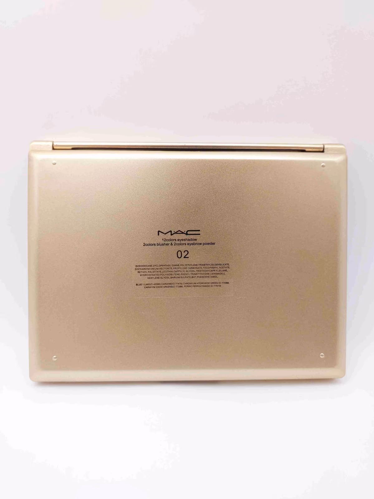 پالت آرایشی چندکاره ( 12 رنگ سایه چشم مات، 2 رنگ رژگونه و 2 رنگ پودر ابرو ) MAC — تصویر ۳