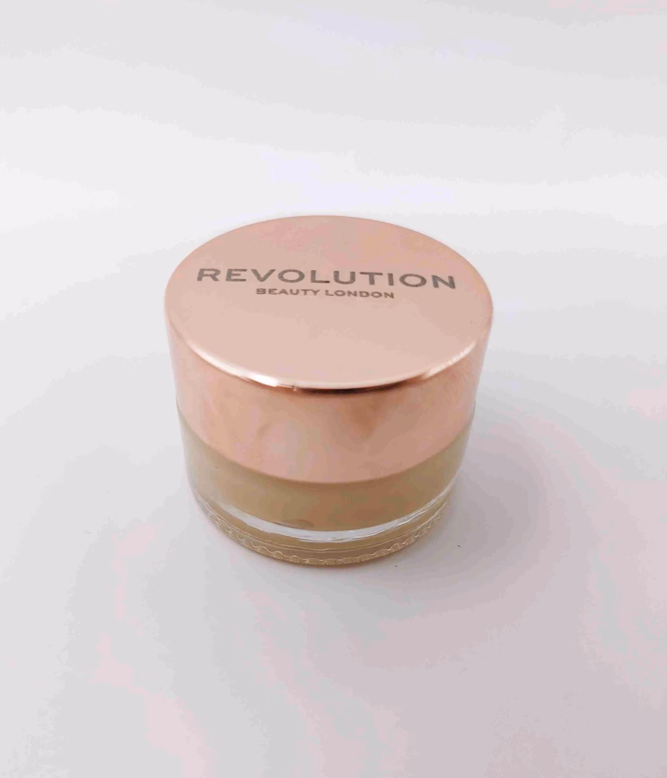 کانسیلر رولوشن Revolution Beauty London — تصویر ۲