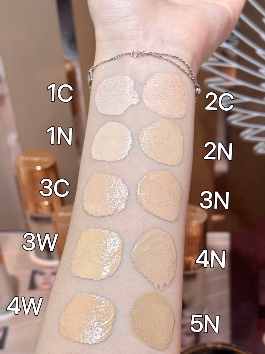 کرم پودر شارلوت تیلبری مدل Airbrush Flawless Foundation — تصویر ۶