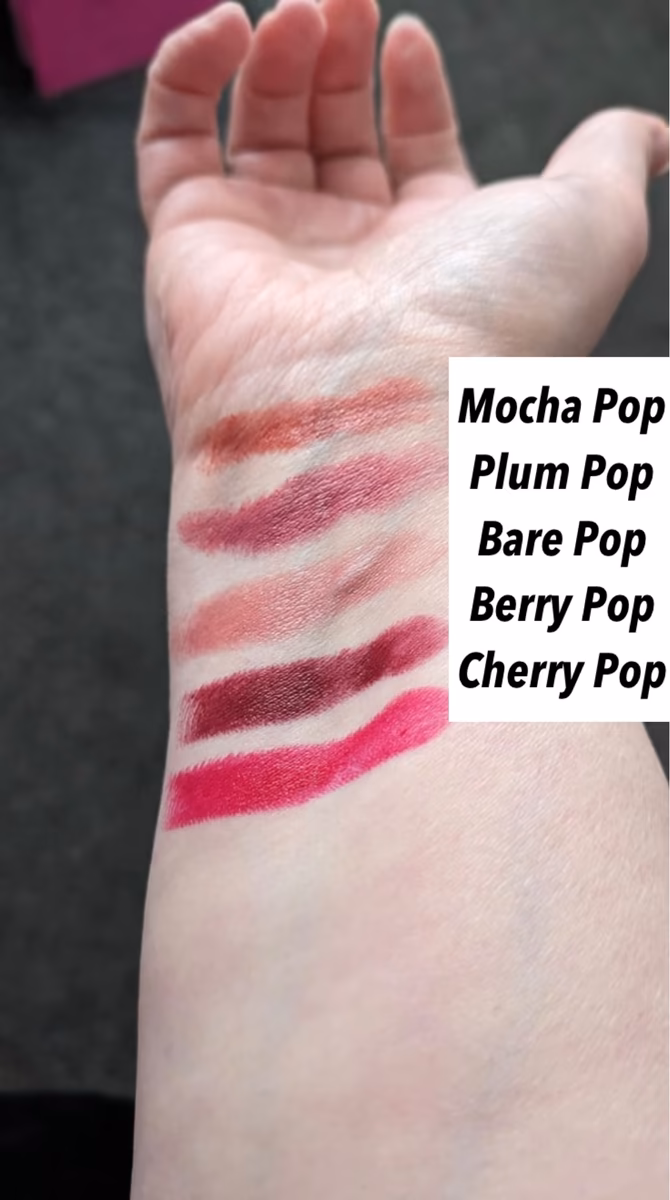 ست ۵ تایی رژ لب‌های فول‌سایز کلینیک (Clinique Pop Lip Colour Set) — تصویر ۳