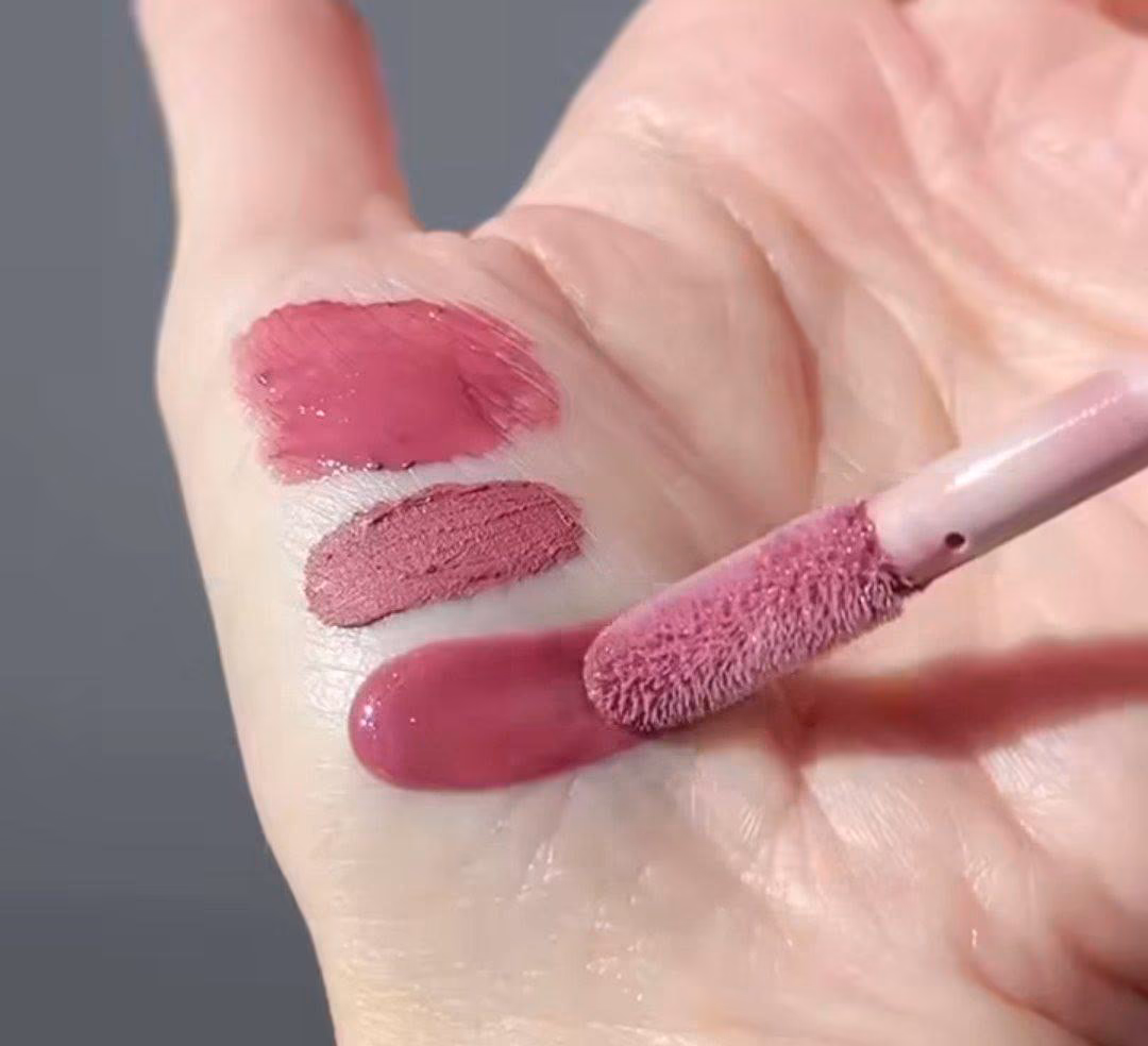 پک آرایشی لب فنتی بیوتی (Fenty Beauty) شید RiRi — تصویر ۳
