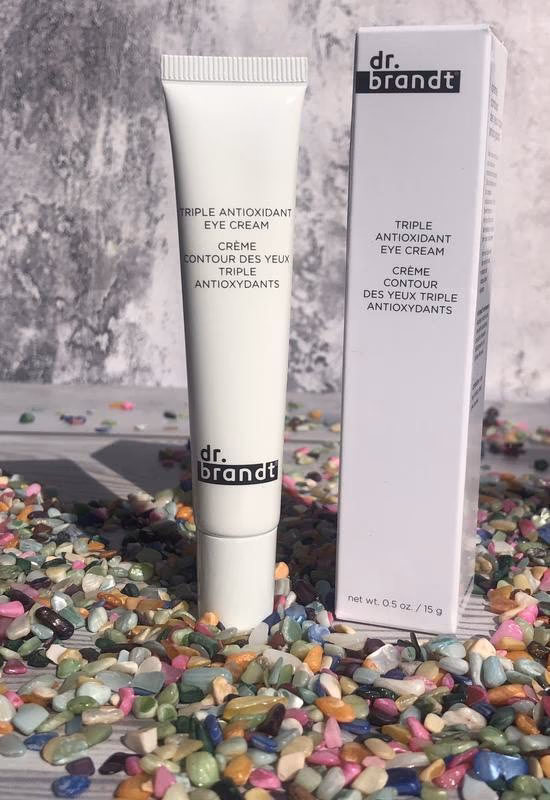 کرم دور چشم آنتی‌اکسیدان دکتر برندت (Dr. Brandt Triple Antioxidant Eye Cream) — تصویر ۴