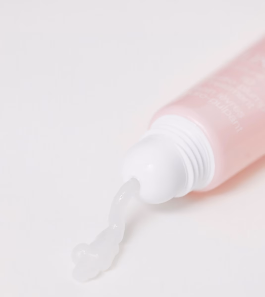 بالم لب آبرسان و ترمیم‌کننده کلینیک (Clinique Moisture Surge Hydro-Plump Lip Treatment) فولسایز 10 میل — تصویر ۳
