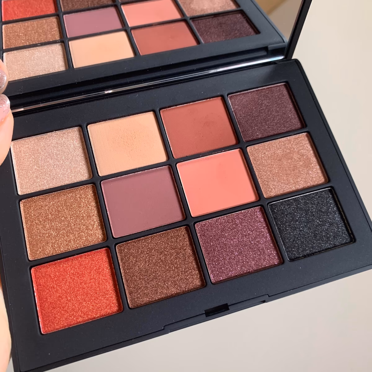 پلت سایه نارس اکستریم افکتس (NARS Extreme Effects Eyeshadow Palette) — تصویر ۱۵