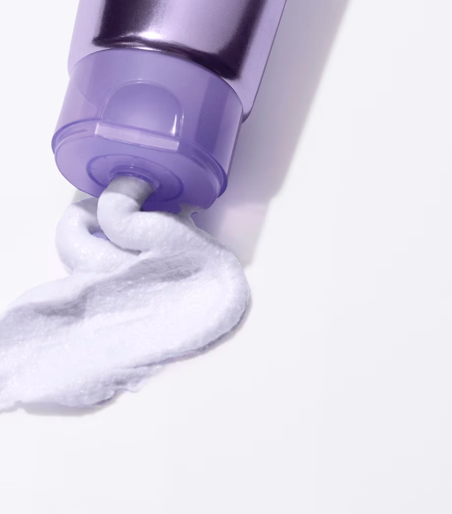 فوم پاک‌کننده کلینیک: Take The Day Off Facial Cleansing Mousse