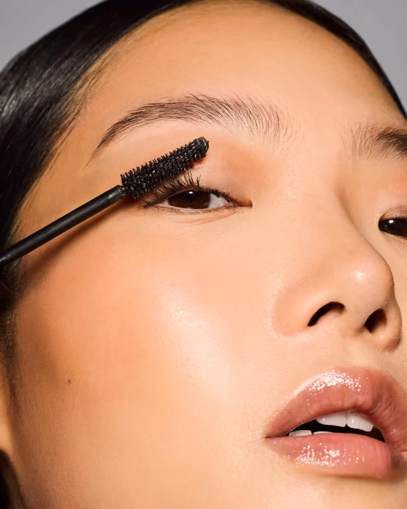 ست آرایشی درخشان و چشم‌نواز فنتی بیوتی (Fenty Beauty) — تصویر ۸