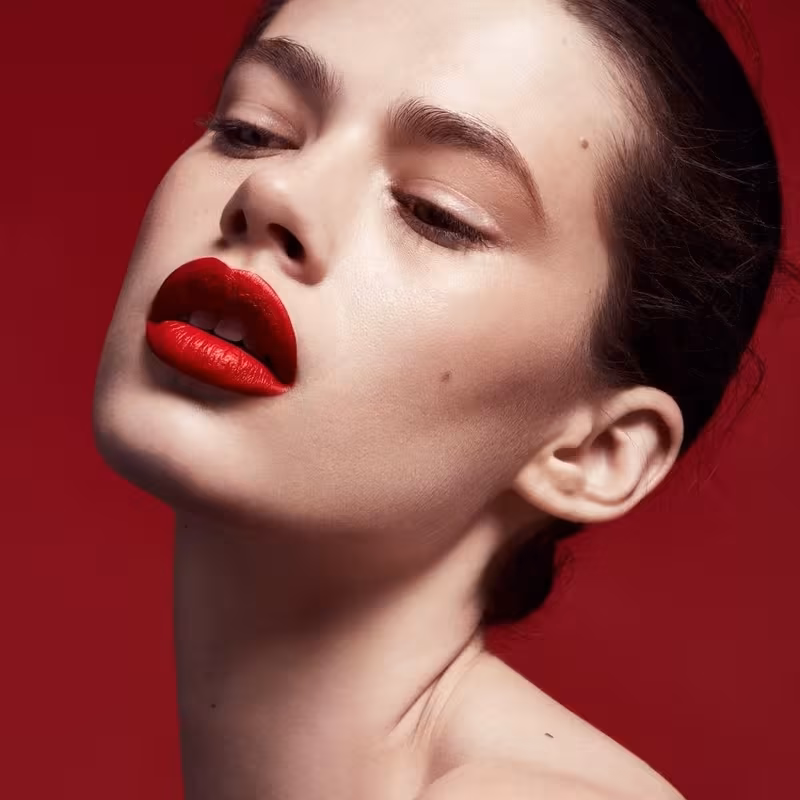 رژلب مایع فنتی بیوتی Stunna Lip Paint – رنگ Uncensored — تصویر ۶