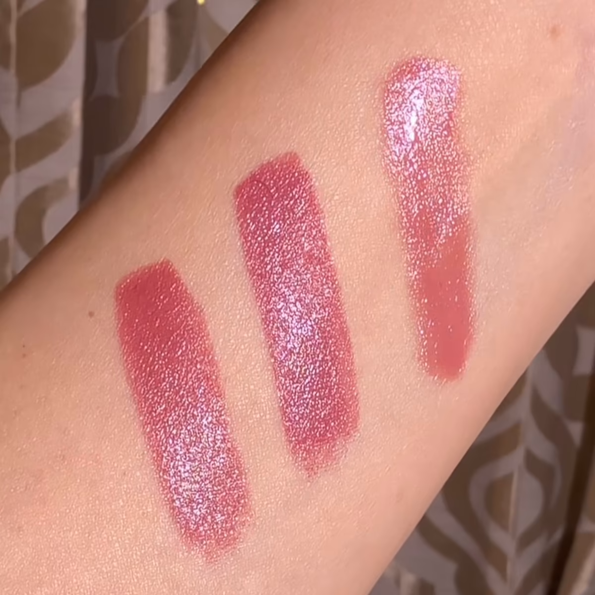 ست رژ لب شارلوت تیلبری (Charlotte Tilbury) - مجموعه سه رنگ آیکونیک — تصویر ۳