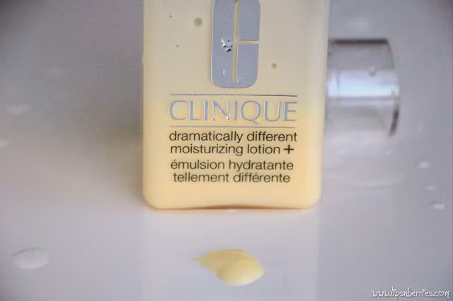 پک دوتایی لوشن مرطوب‌کننده درامتیکالی دیفرنت کلینیک (Clinique Dramatically Different Moisturizing Lotion Duo) — تصویر ۲