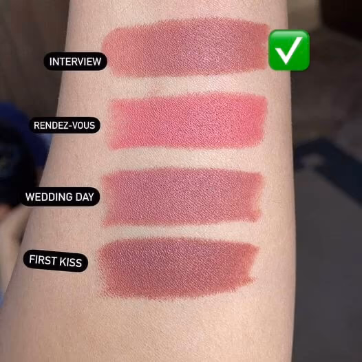 پک رژ لب‌های مایع مینی هدی بیوتی (Huda Beauty) — تصویر ۴